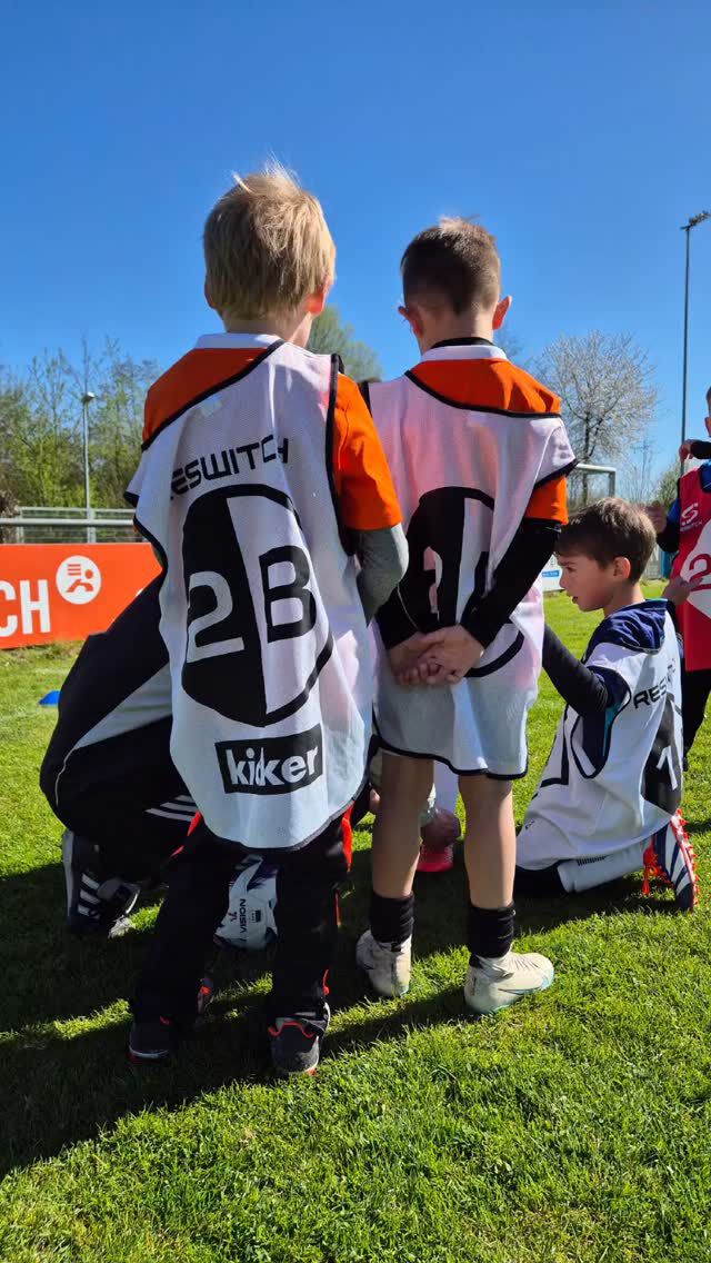 Kognitives Fußballtraining mit 6 Jahren?!
 ⚽️🧠

Geht das überhaupt? 🤔